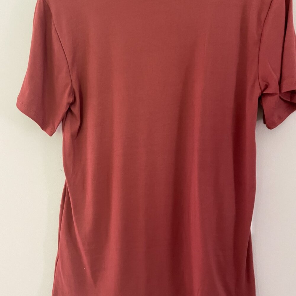 Magic Fit Soft T Women's Small Crewneck T-Shirt Wine Burgundy Made in USA - Picture 3 of 6